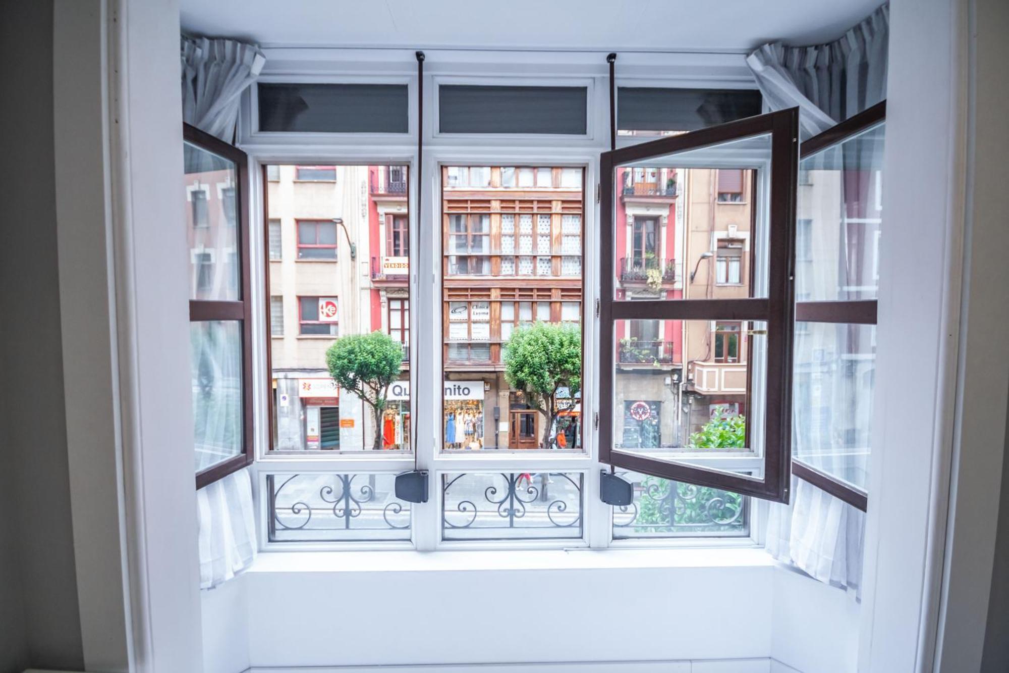 Gran Apartamento 6 Suites Bilbao Center ภายนอก รูปภาพ